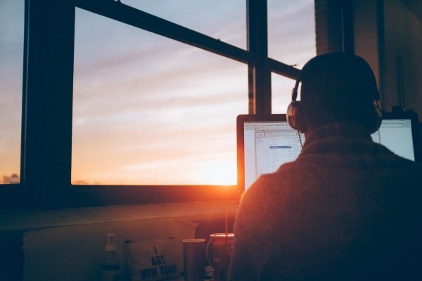 Ide Bisnis yang Bisa Kamu Coba Cukup dari Rumah Aja
